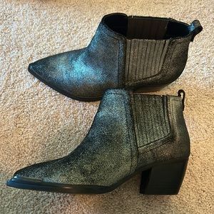 Sbicca vintage collection size 8 booties
